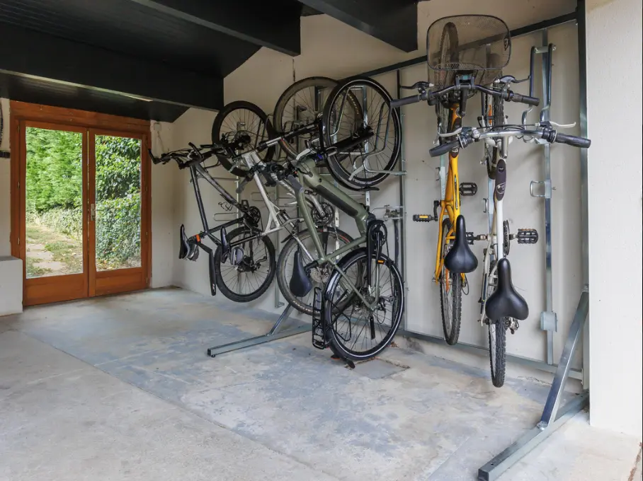 otpibike solution verticale pour rangement de vélos