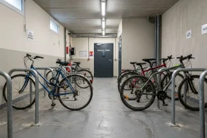 Local vélo sécurisé en immeuble collectif